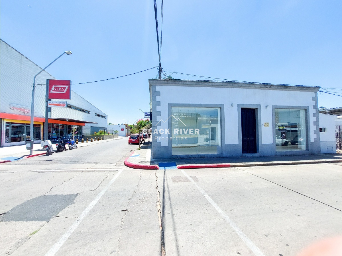 Local Comercial ID.64958 - Venta Local Comercial en Centro de Maldonado Maldonado