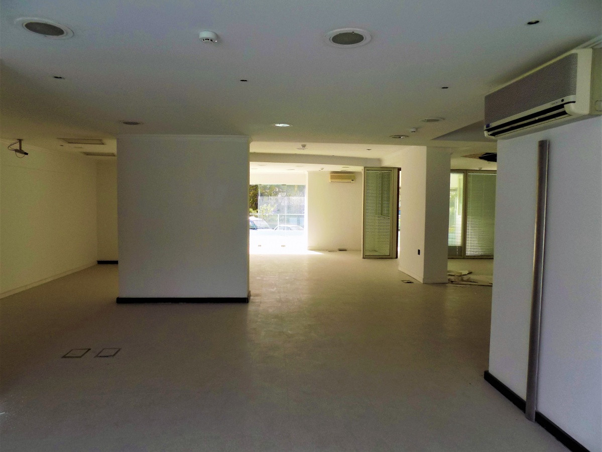 Local Comercial ID.21 - Excelente local sobre Roosevelt en venta / alquiler anual