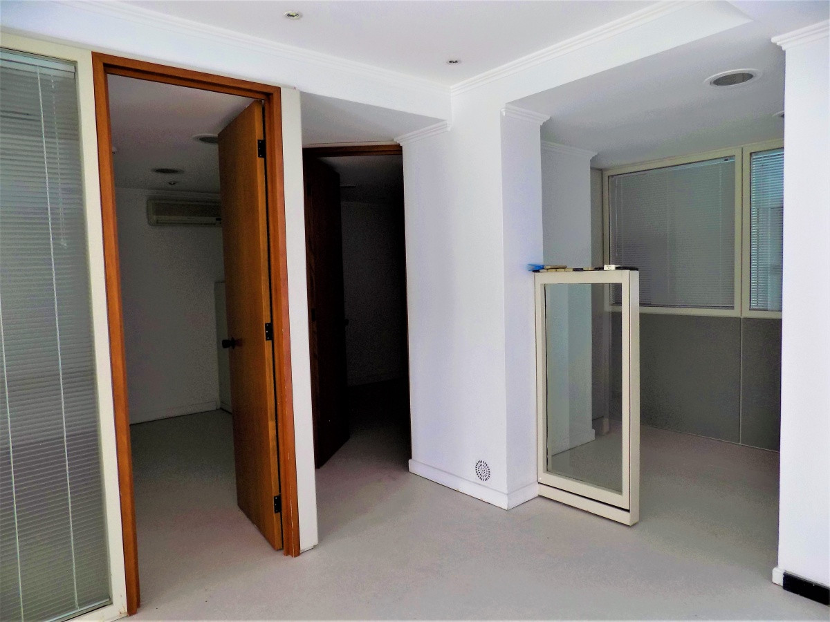 Local Comercial ID.21 - Excelente local sobre Roosevelt en venta / alquiler anual