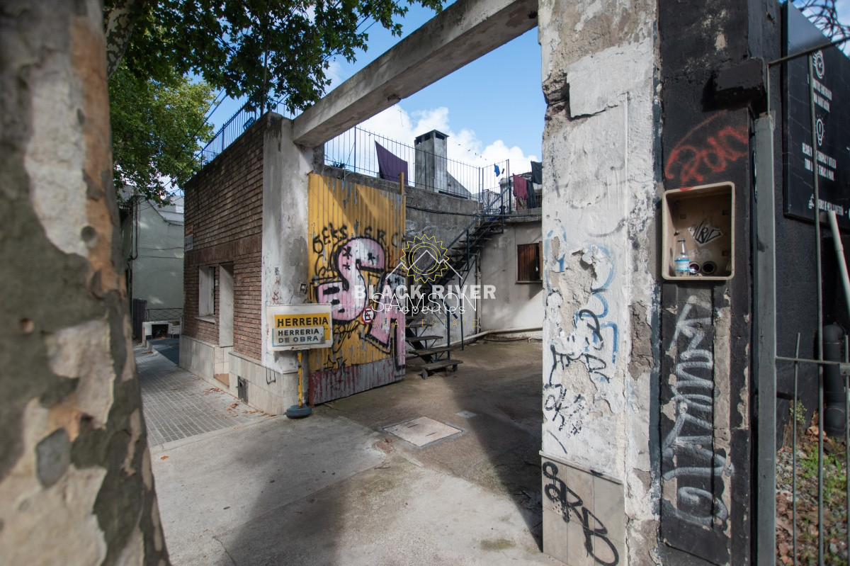 Terreno ID.65166 - Venta Terreno Buceo inversión para construcción 
