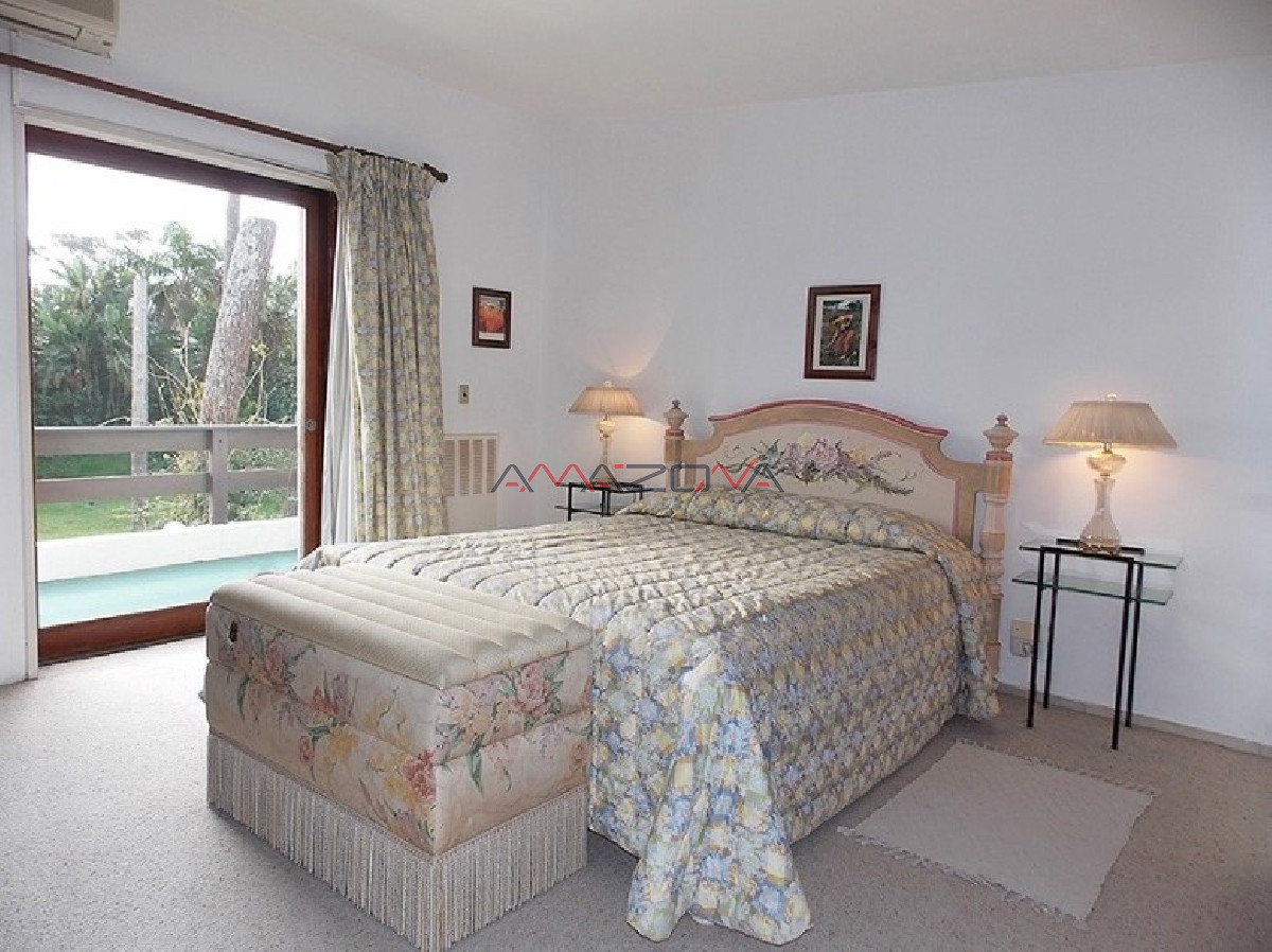 Casa ID.4923 - Casa en Mansa, 4 dormitorios piscina climatizada 