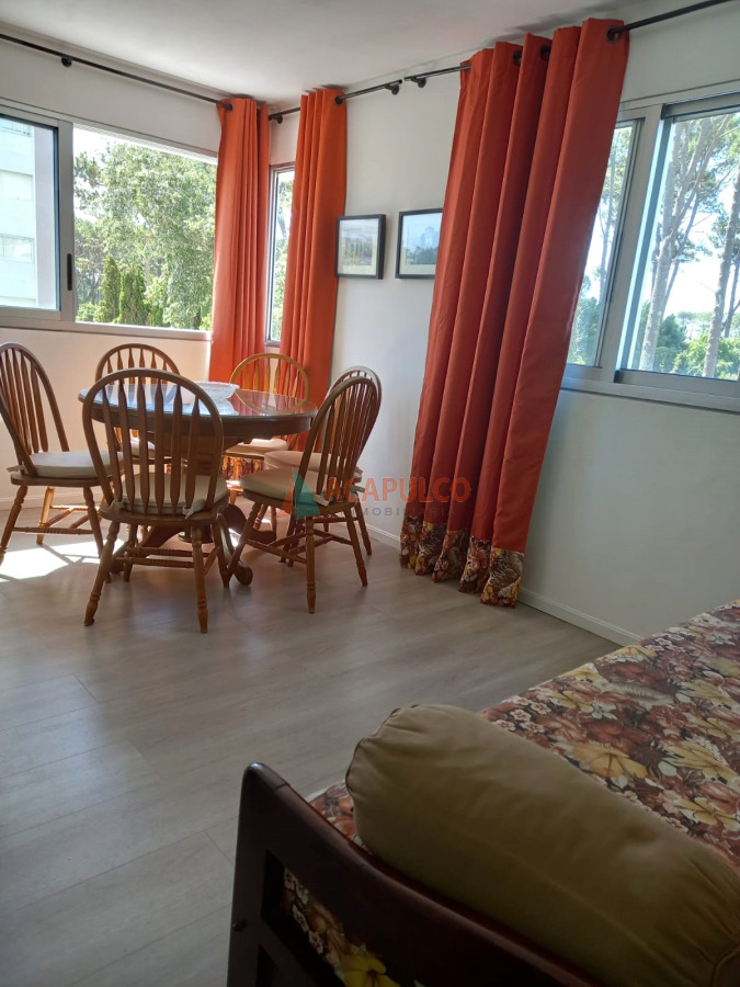 ROOSEVELT - EDIFICIO CON SERVICIOS - ACP1026A