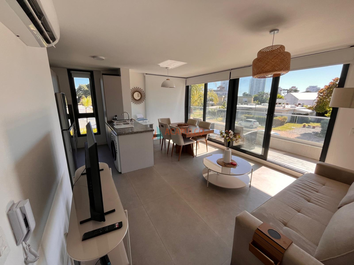 Apartamento en venta, 2 dormitorios - AIDY GRILL - Punta del Este  - ACP6178A