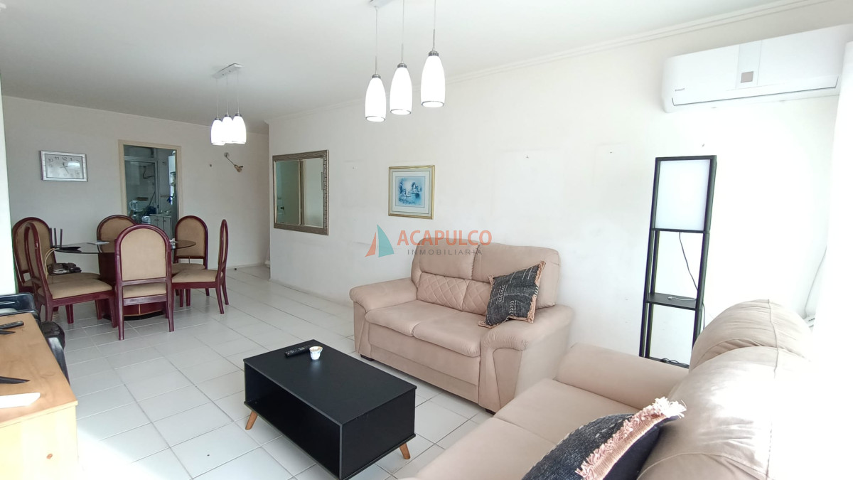 Venta Apartamento con gran terraza exclusiva, 3 dormitorios, 2 baños a pasos de Mansa y Brava - Punta del Este - ACP4509A