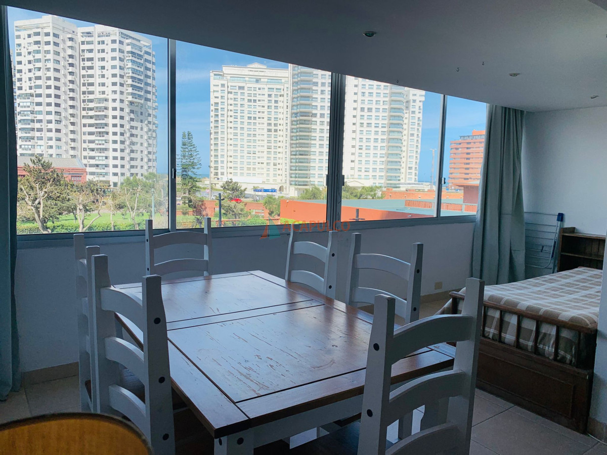 Apartamento de 1 dormitorio y medio en venta  - ACP4366A