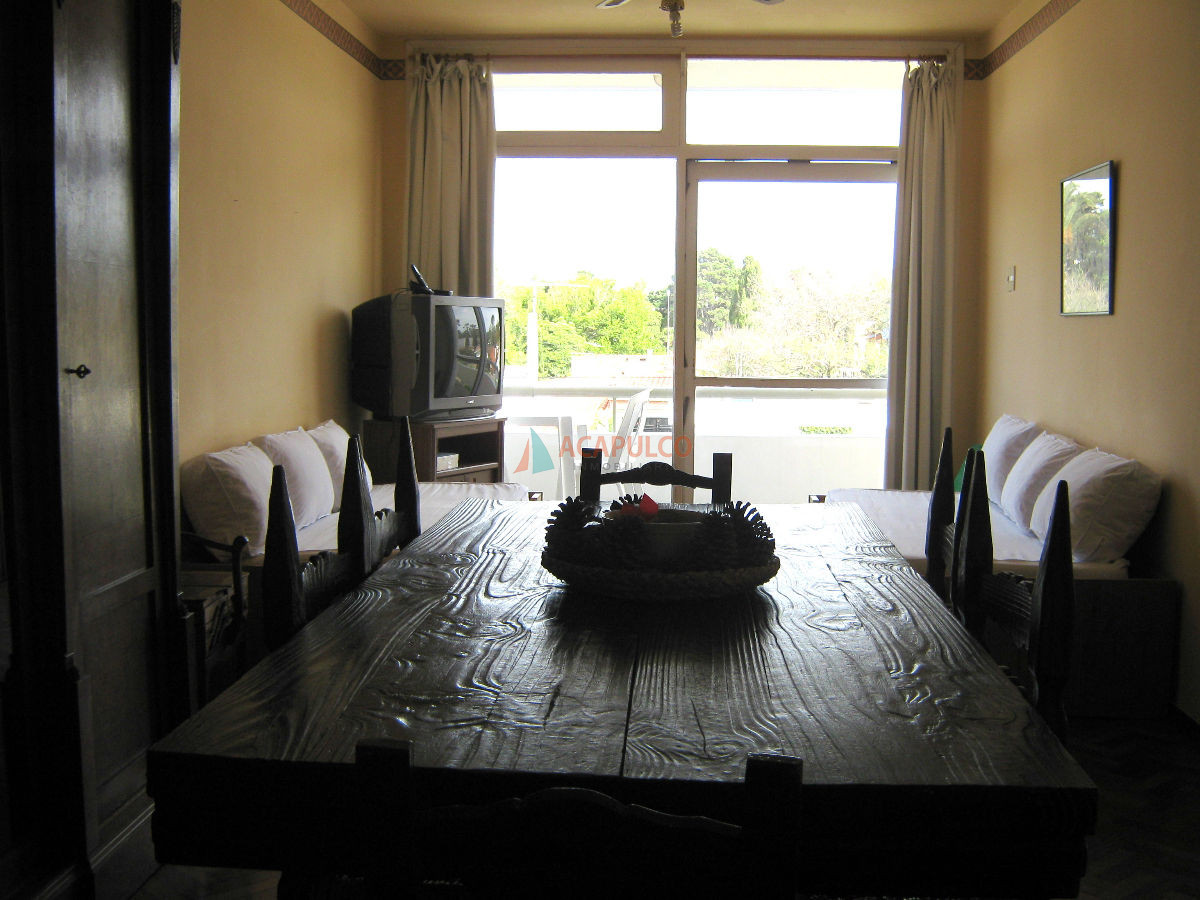 Apartamento en Mansa, 1 dormitorio, capacidad para 5 personas - ACP816A