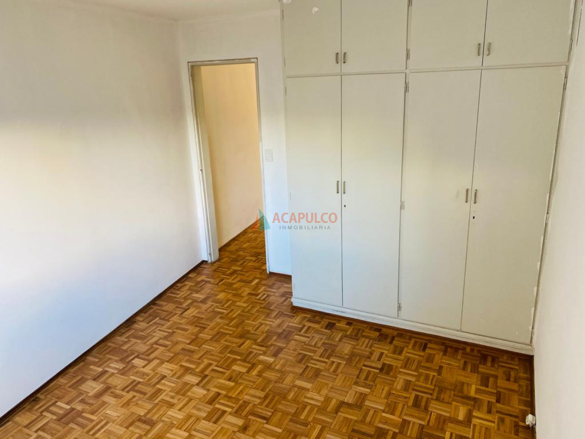 Apartamento ID.5620 - Alquiler apartamento 1 dormitorio en Pocitos, orientación Norte 
