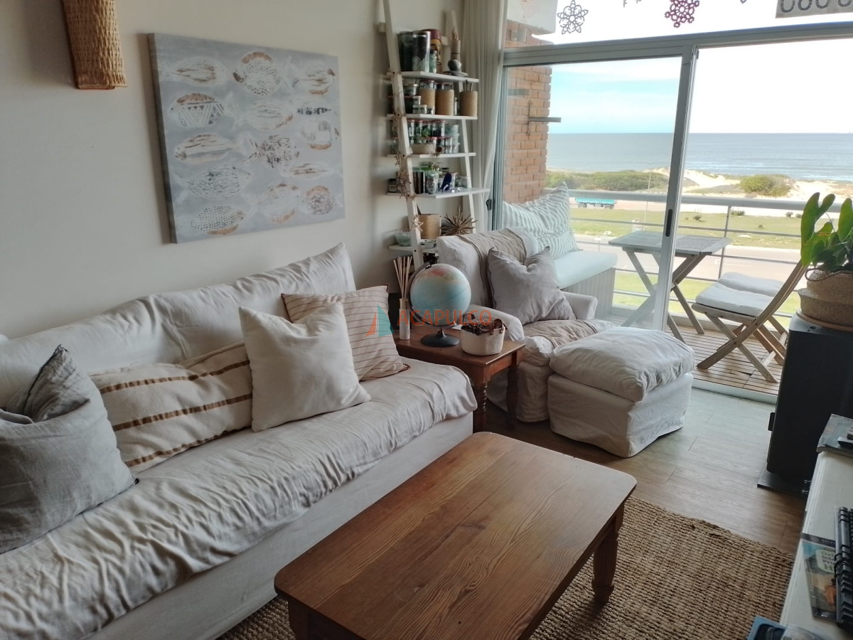 Apartamento Ref.1460/Brava-frente-al-mar.Parada-2 - Apartamento en Venta Frente al Mar - Brava - 2 Dormitorios - Punta del Este