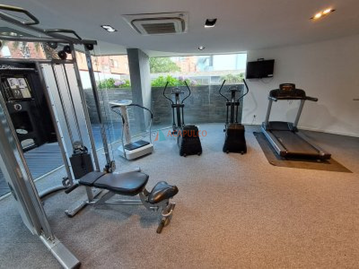 Apartamento ID.1294 - Muy buen apartamento mansa 3 dormitorios en alquiler INVERNAL