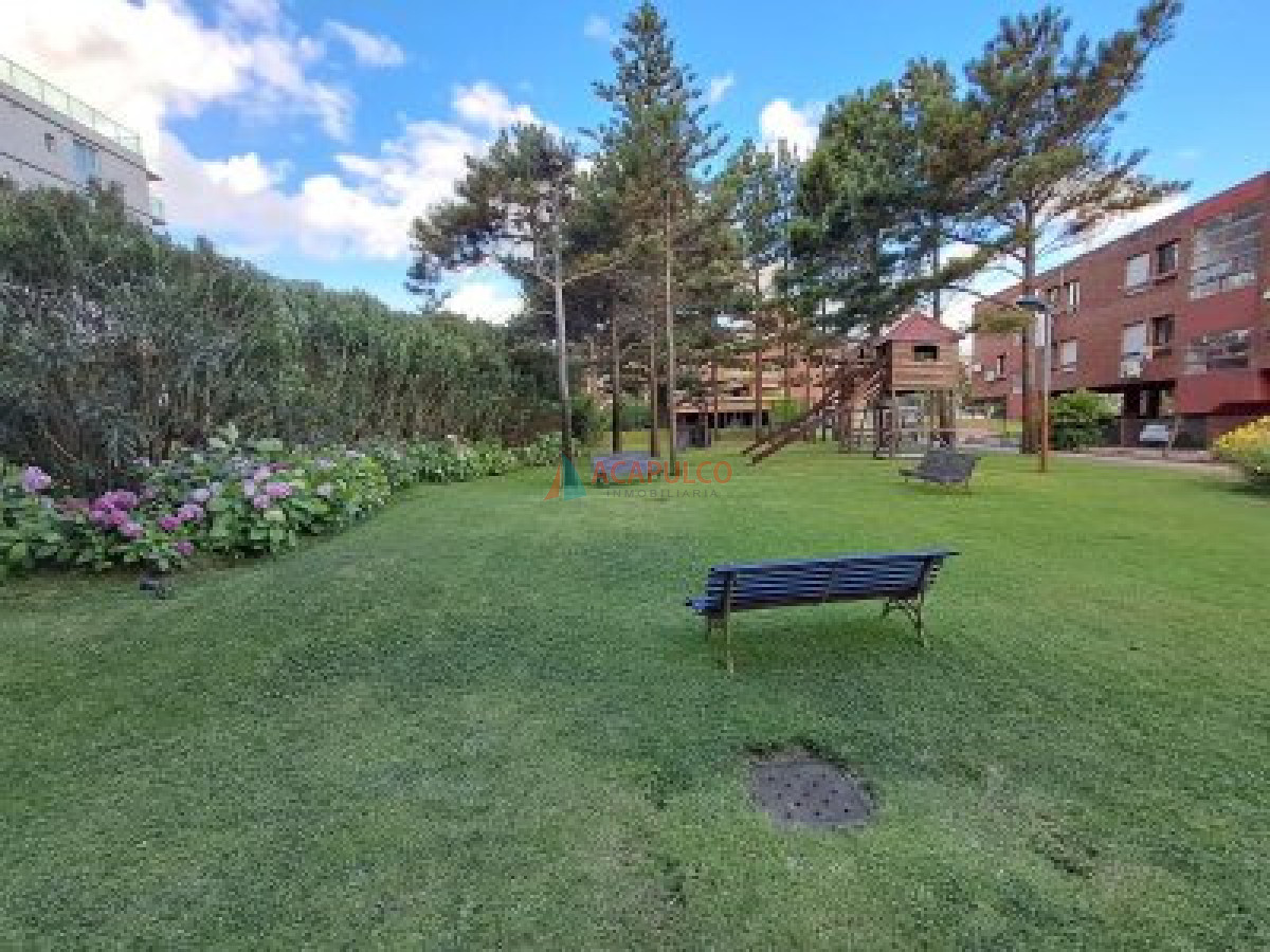 Apartamento ID.1294 - Muy buen apartamento mansa 3 dormitorios en alquiler INVERNAL