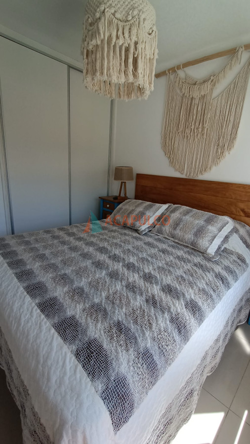 Apartamento Ref.1345/Venta--Punta-del-Este--2-Dormitorios- -Terraza-Propia-con-Parrillero-y-Piscina - Venta  Punta del Este  2 Dormitorios + Terraza Propia con Parrillero y Piscina