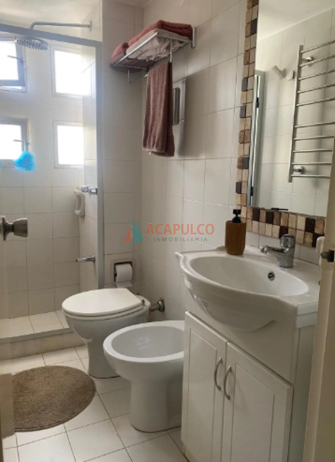 Apartamento Ref.4734/Apartamento-2-dormitorios-y-2-baños-y-terraza-en-Aidy-Grill,-cochera,-piscina-y-parrillero. - Apartamento 2 dormitorios y 2 baños y terraza en Aidy Grill, cochera, piscina y parrillero.