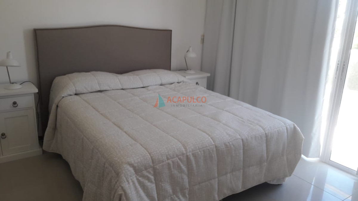 Apartamento Ref.3551/MANANTIALES-DUPLEX-DE-3-DORMITORIOS- - MANANTIALES DUPLEX DE 3 DORMITORIOS 