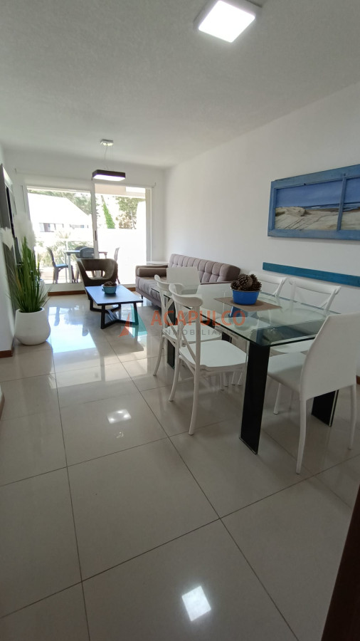 Apartamento Ref.1345/Venta--Punta-del-Este--2-Dormitorios- -Terraza-Propia-con-Parrillero-y-Piscina - Venta  Punta del Este  2 Dormitorios + Terraza Propia con Parrillero y Piscina