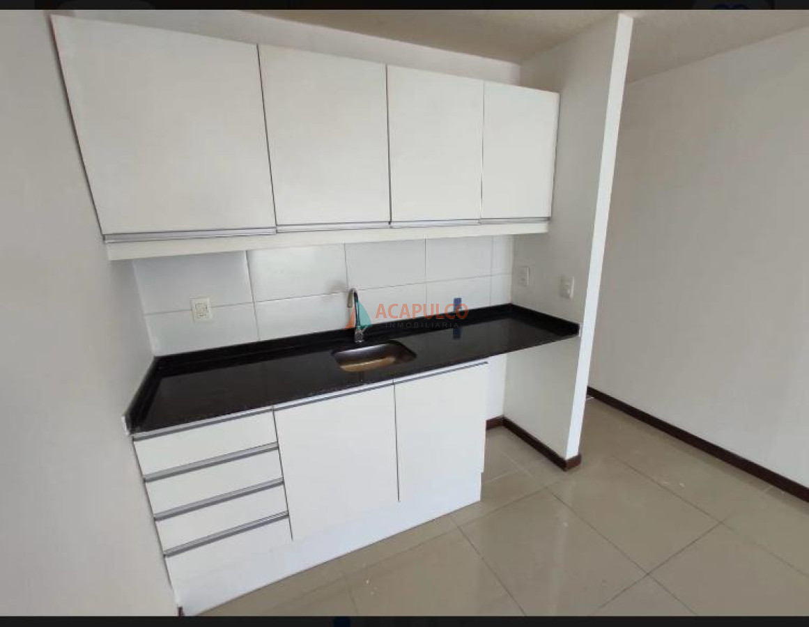 Apartamento ID.6409 - Alquiler monoambiente en Parque Rodó