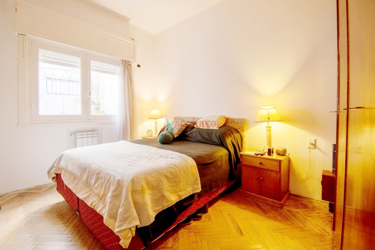 Apartamento Ref.6067/Venta-apartamento-3-dormitorios,-patio-y-garaje-en-Pocitos - Venta apartamento 3 dormitorios, patio y garaje en Pocitos
