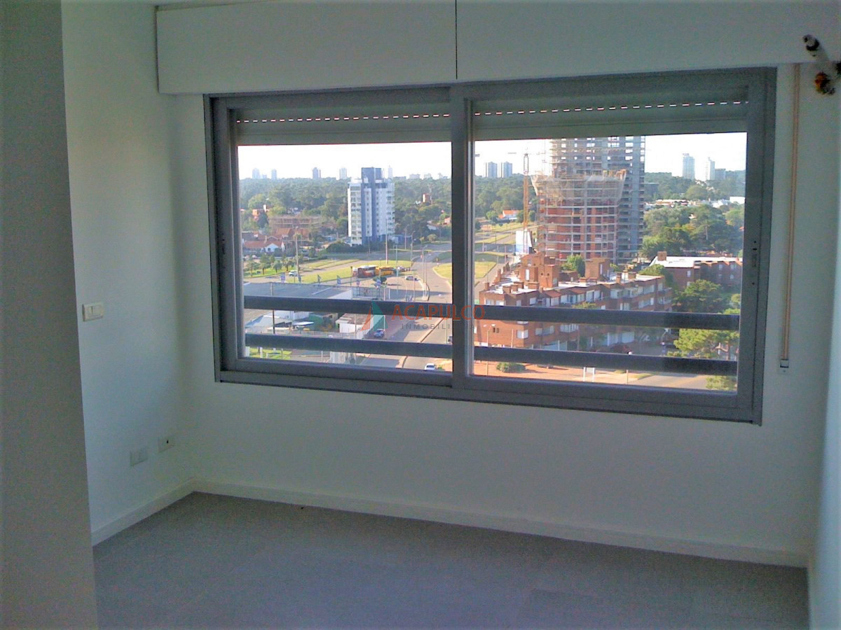 Apartamento Ref.3977/Apartamento-en-Venta---2-Dormitorios---Parrillero-propio---Punta-del-Este - Apartamento en Venta - 2 Dormitorios - Parrillero propio - Punta del Este