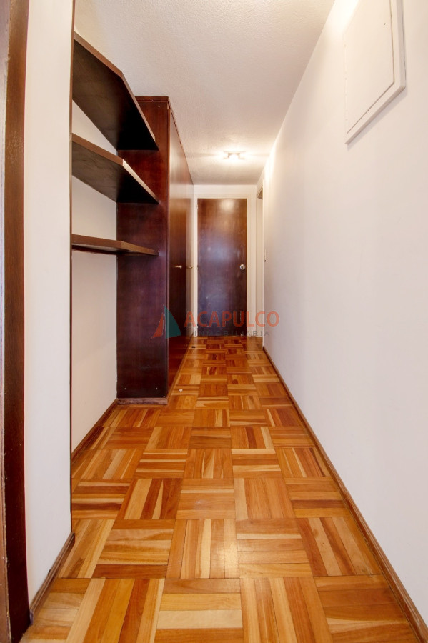 Apartamento Ref.6059/Venta-apartamento-3-dormitorios,-garaje-en-Parque-Villa-Biarritz - Venta apartamento 3 dormitorios, garaje en Parque Villa Biarritz