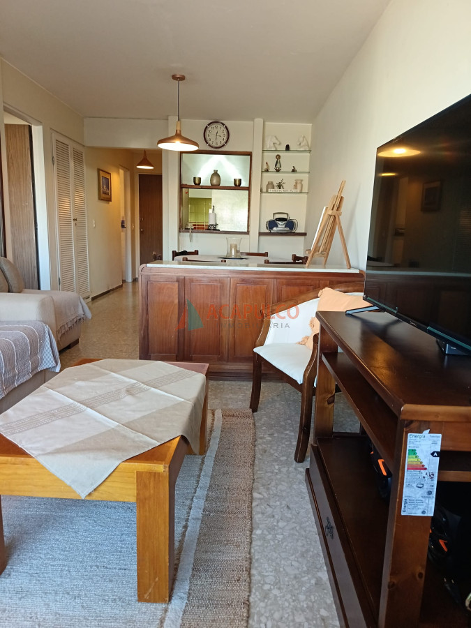 Apartamento Ref.6092/Venta-Apartamento-en-Península---con-cochera - Venta Apartamento en Península - con cochera