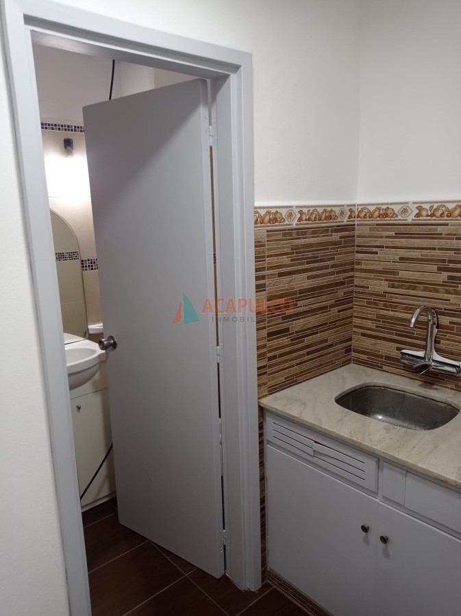 Apartamento Ref.4516/APARTAMENTO-A-LA-VENTA-EN-EL-CENTRO-DE-MALDONADO - APARTAMENTO A LA VENTA EN EL CENTRO DE MALDONADO