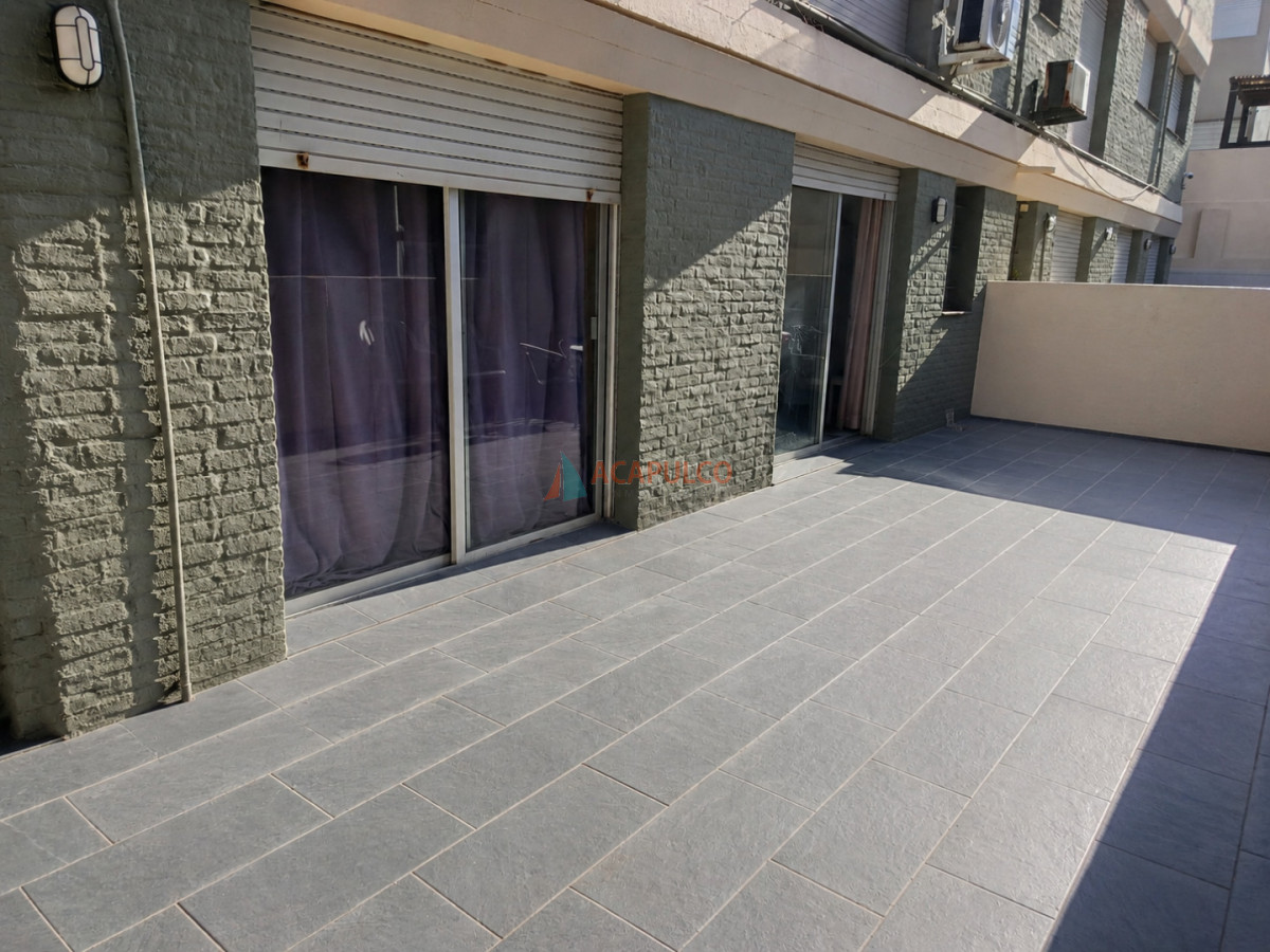 Apartamento ID.1247 - Apartamento en Venta 2 Dormitorios Península - Punta del Este