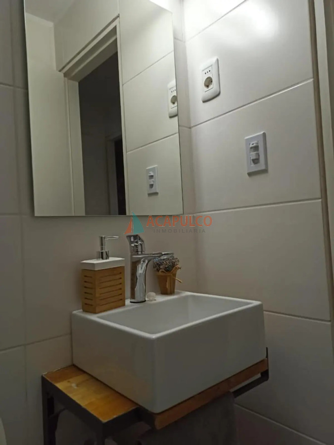 Apartamento ID.6179 - Apartamento en venta, 2 dormitorios frente al mar - Punta del Este 