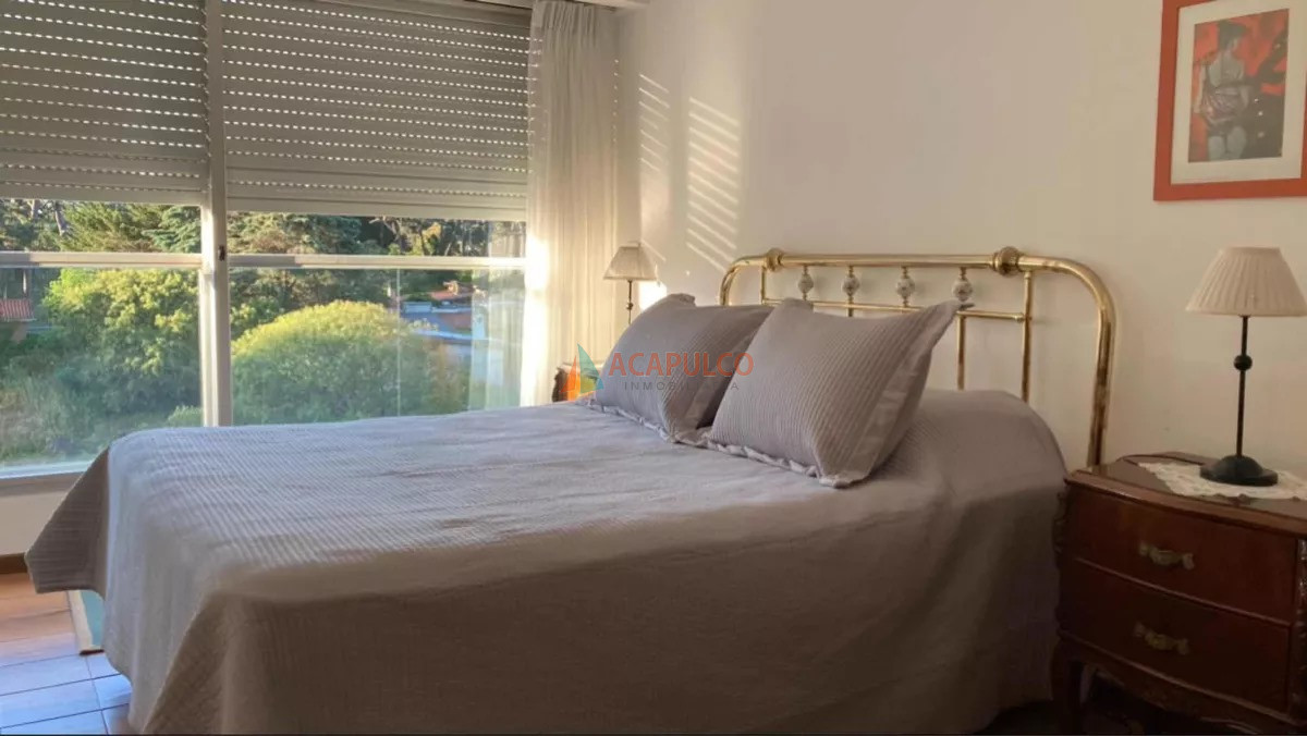 Apartamento Ref.4598/Apartamento-en-venta-de-2-dormitorios-sobre-Roosevelt,-zona-Cantegril - Apartamento en venta de 2 dormitorios sobre Roosevelt, zona Cantegril