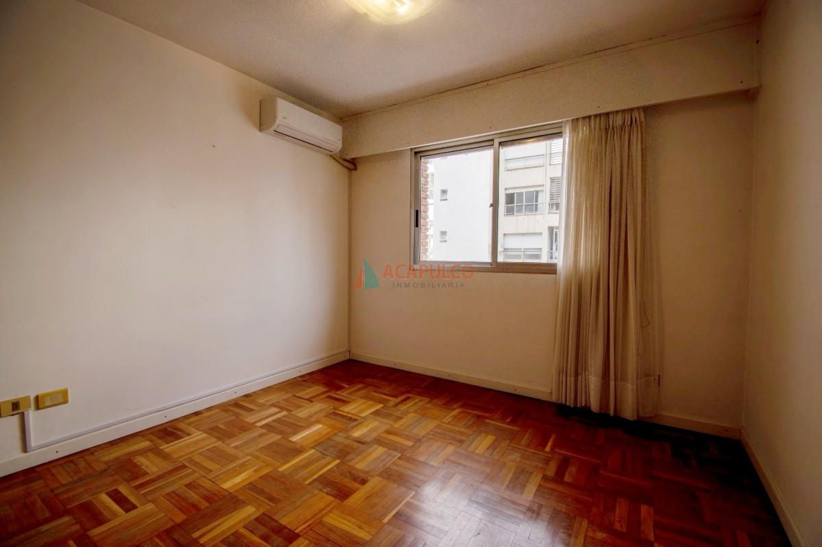 Apartamento Ref.6059/Venta-apartamento-3-dormitorios,-garaje-en-Parque-Villa-Biarritz - Venta apartamento 3 dormitorios, garaje en Parque Villa Biarritz