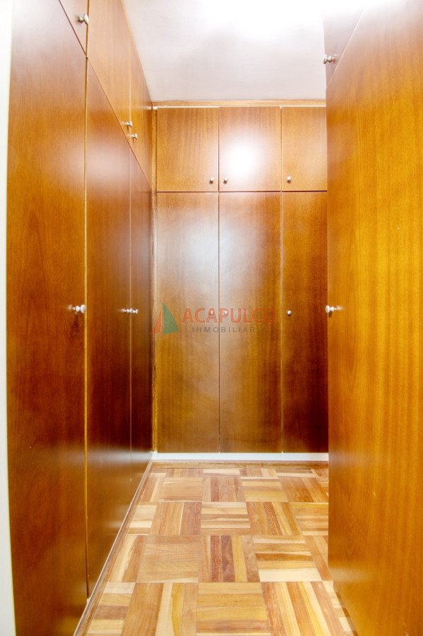 Apartamento Ref.6059/Venta-apartamento-3-dormitorios,-garaje-en-Parque-Villa-Biarritz - Venta apartamento 3 dormitorios, garaje en Parque Villa Biarritz