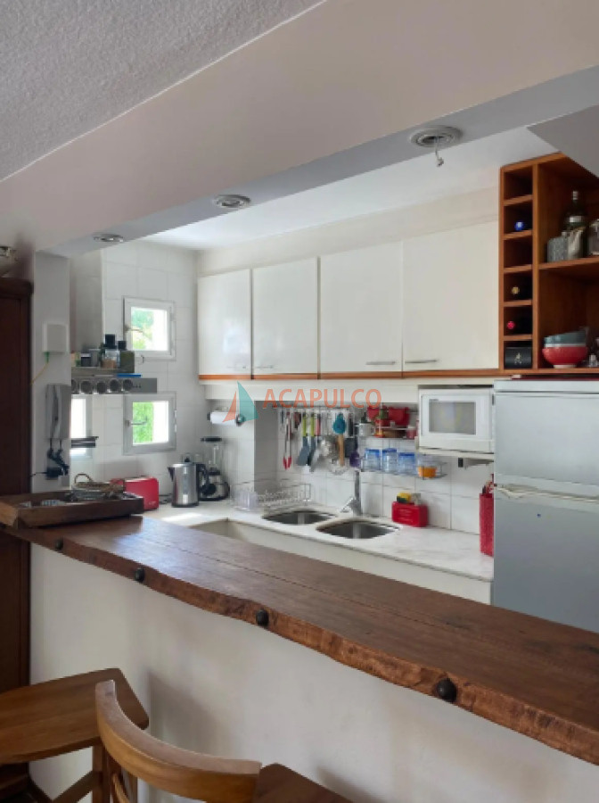 Apartamento Ref.4734/Apartamento-2-dormitorios-y-2-baños-y-terraza-en-Aidy-Grill,-cochera,-piscina-y-parrillero. - Apartamento 2 dormitorios y 2 baños y terraza en Aidy Grill, cochera, piscina y parrillero.