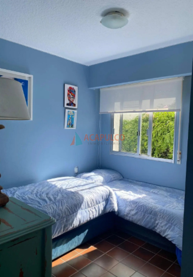 Apartamento Ref.4734/Apartamento-2-dormitorios-y-2-baños-y-terraza-en-Aidy-Grill,-cochera,-piscina-y-parrillero. - Apartamento 2 dormitorios y 2 baños y terraza en Aidy Grill, cochera, piscina y parrillero.