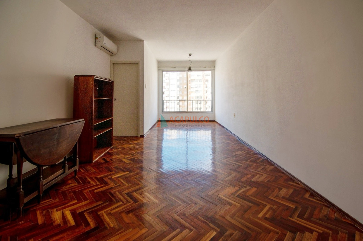 Apartamento ID.6058 - Venta apartamento 1 dormitorio en Pocitos a una cuadra de la Rambla
