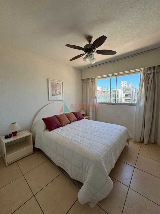 Apartamento Ref.4653/FRENTE-AL-MAR-EN-PENÍNSULA-2-DORM-Y-2-B.-GGE.-SERVICIOS-PISCINA-CLIMATIZADA - FRENTE AL MAR EN PENÍNSULA 2 DORM Y 2 B. GGE. SERVICIOS PISCINA CLIMATIZADA