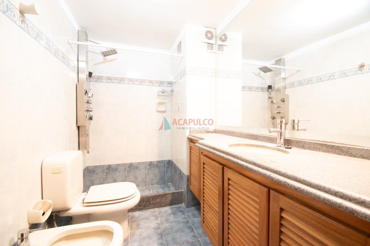 Apartamento Ref.6059/Venta-apartamento-3-dormitorios,-garaje-en-Parque-Villa-Biarritz - Venta apartamento 3 dormitorios, garaje en Parque Villa Biarritz