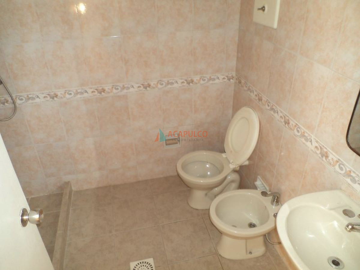 Apartamento Ref.6089/VENTA-APARTAMENTO-2-DORMITORIOS-EN-POCITOS,-GARAJE-Y-TERRAZAS - VENTA APARTAMENTO 2 DORMITORIOS EN POCITOS, GARAJE Y TERRAZAS