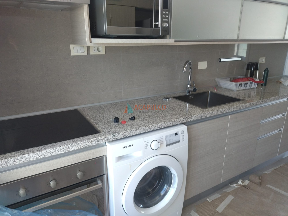 Apartamento Ref.4299/MUY-BUEN-APARTAMENTO-CON-PARRILLERO-PROPIO-EN-ALQUILER - MUY BUEN APARTAMENTO CON PARRILLERO PROPIO EN ALQUILER