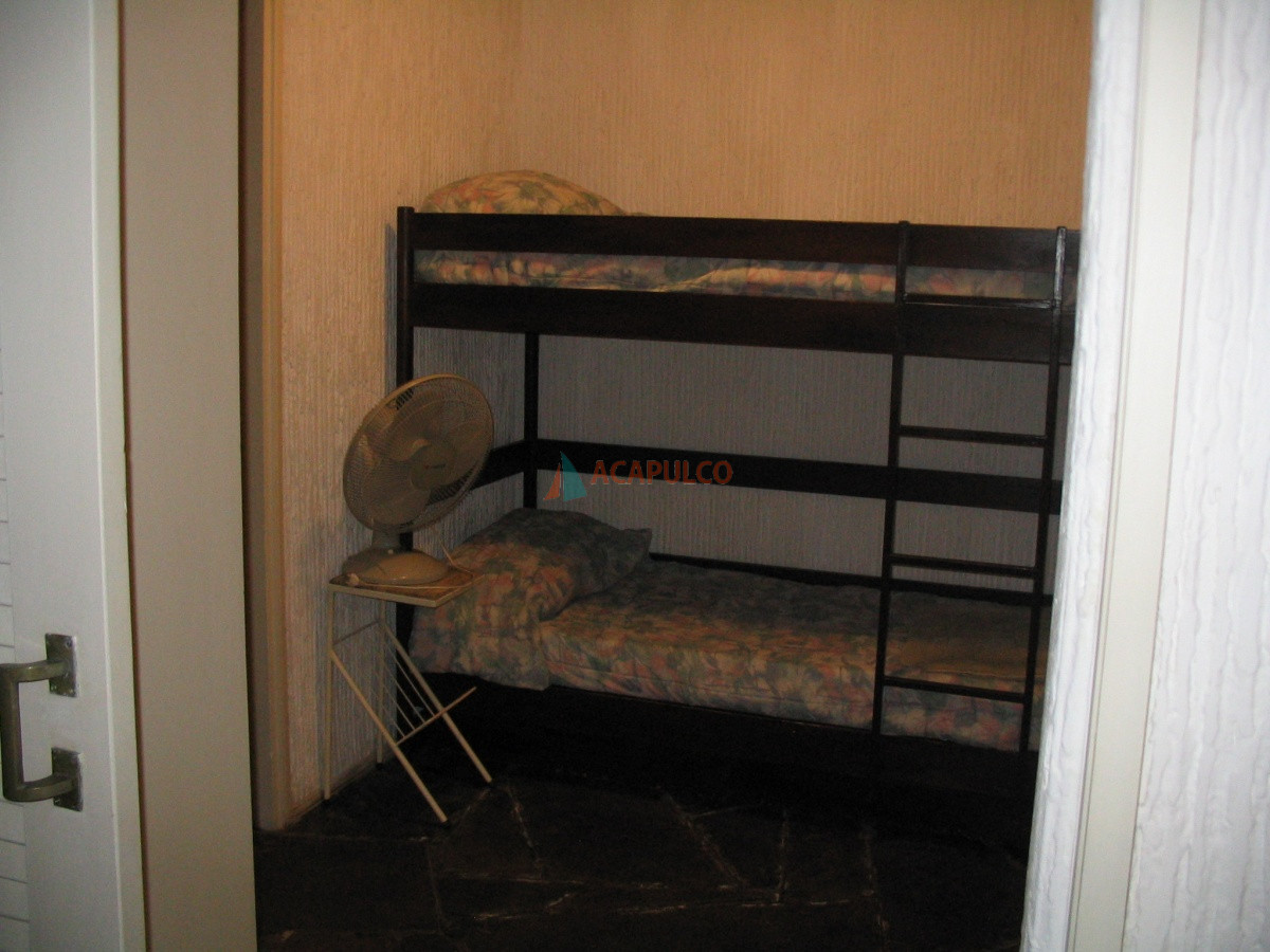 Apartamento Ref.3429/ROSSEVELT-APTO-TIPO-DUPLEX-PB-CON-PARRILLERO-PROPIO- - ROSSEVELT APTO TIPO DUPLEX PB CON PARRILLERO PROPIO 