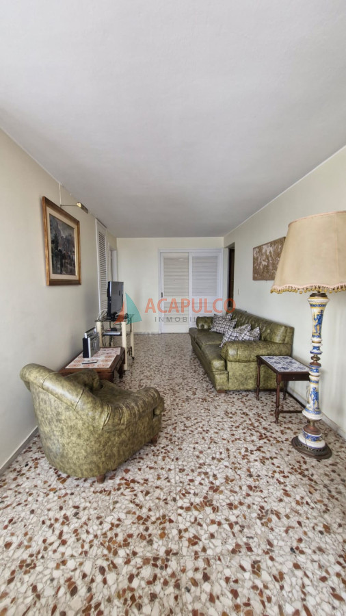 Apartamento Ref.436/Alquiler-de-apartamento-en-Punta-del-Este- - Alquiler de apartamento en Punta del Este 