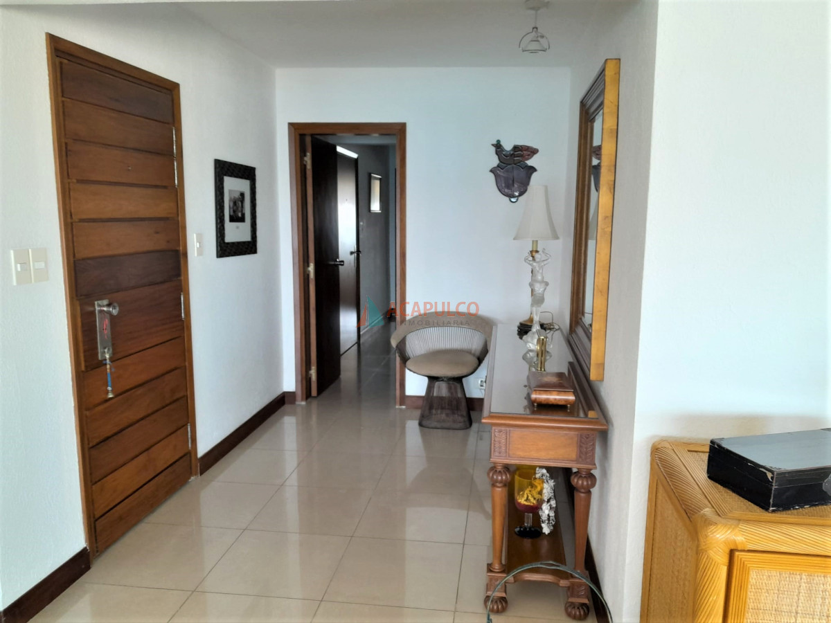 Apartamento Ref.4320/SEMIPISO-A-LA-VENTA-CON-LA-MEJOR-VISTA-AL-MAR - SEMIPISO A LA VENTA CON LA MEJOR VISTA AL MAR