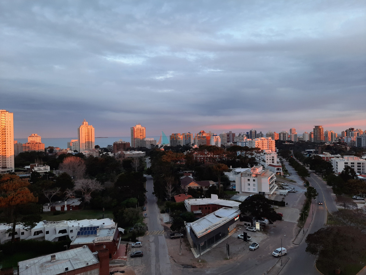 Apartamento ID.6123 - Venta de apartamento 2 dormitorios con cochera en Aidy Grill - Edificio nuevo con amenities