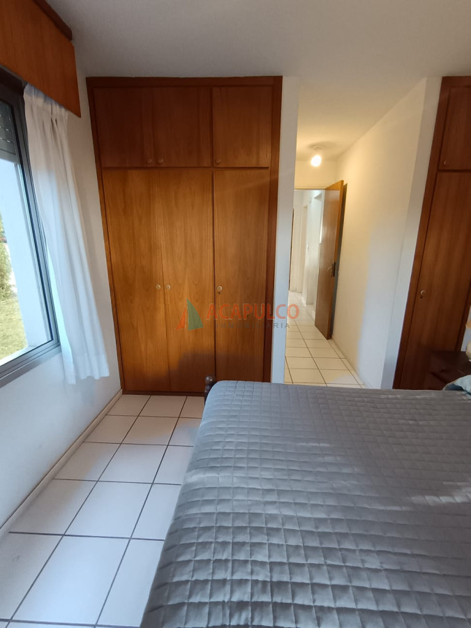 Apartamento Ref.1100/Venta-Apartamento-en-Mansa-a-300-Mts-del-Mar---Punta-del-Este - Venta Apartamento en Mansa a 300 Mts del Mar - Punta del Este