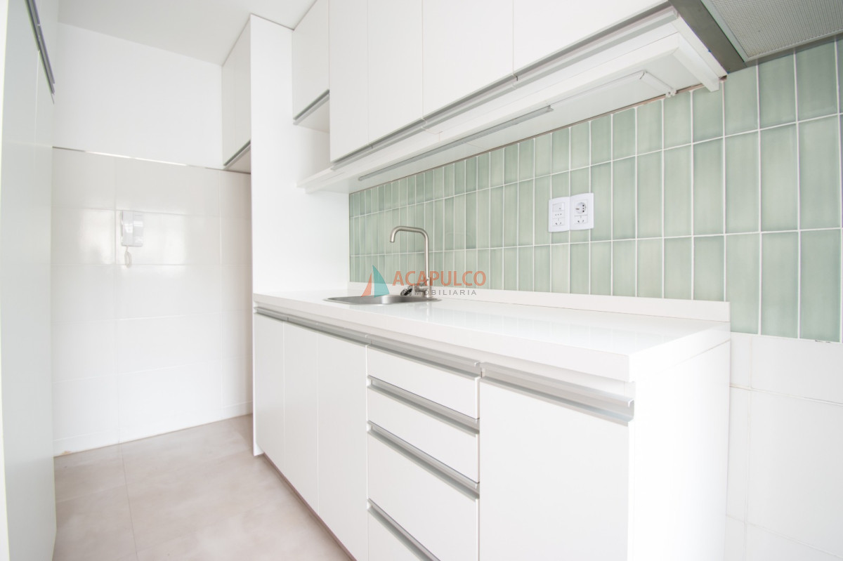 Apartamento ID.6437 - Alquiler apartamento 2 dormitorios en el Centro, totalmente RECICLADO! 