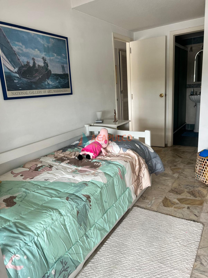 Apartamento Ref.4730/Espléndido-semipiso-4-dorm.-y-servicio-frente-al-mar-en-la-Mansa---Tequendama - Espléndido semipiso 4 dorm. y servicio frente al mar en la Mansa - Tequendama