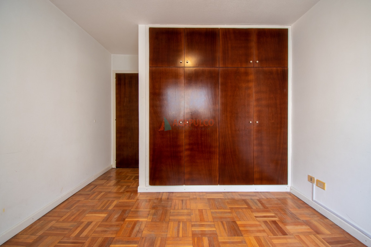 Apartamento Ref.6059/Venta-apartamento-3-dormitorios,-garaje-en-Parque-Villa-Biarritz - Venta apartamento 3 dormitorios, garaje en Parque Villa Biarritz