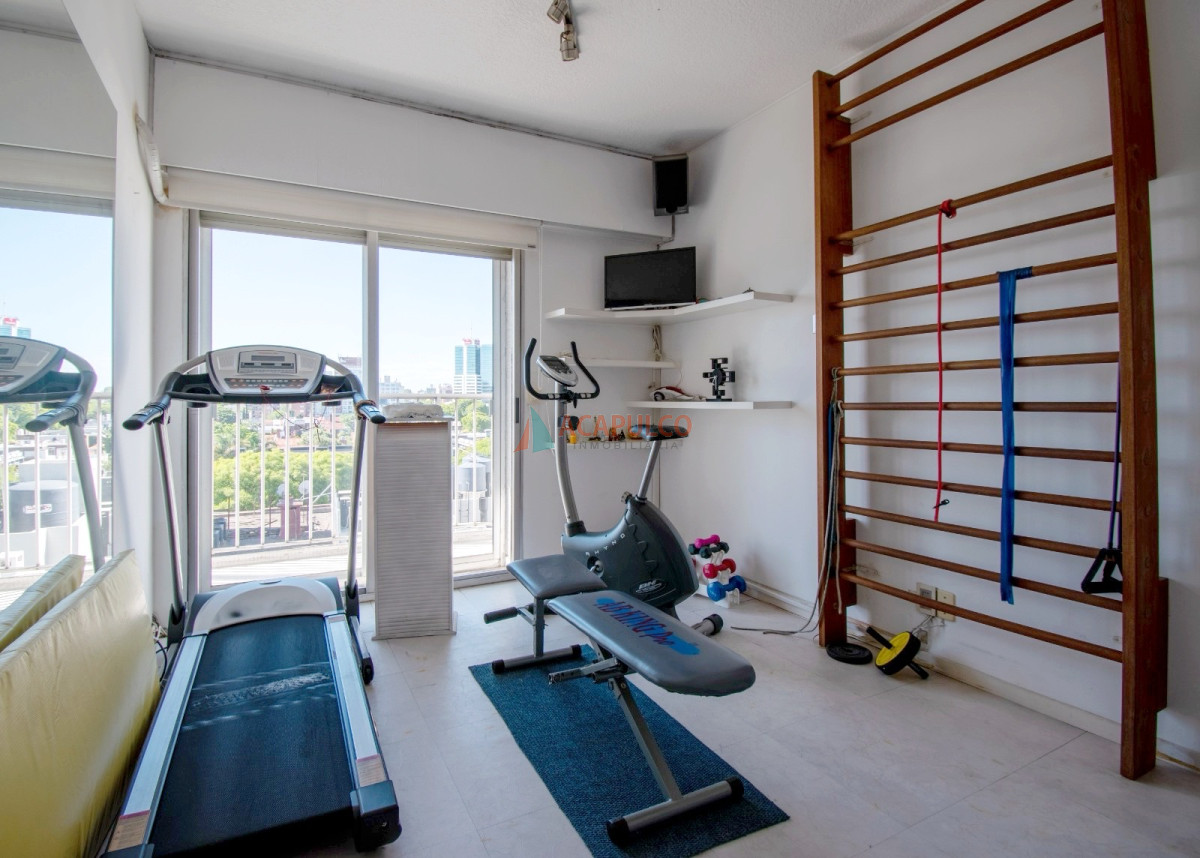 Apartamento ID.6317 - Venta apartamento 4 dormitorios, 4 baños, parrillero, 2 garajes,  vista al MAR