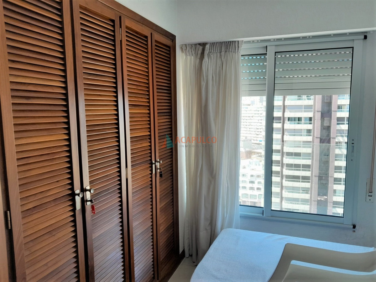 Apartamento Ref.4320/SEMIPISO-A-LA-VENTA-CON-LA-MEJOR-VISTA-AL-MAR - SEMIPISO A LA VENTA CON LA MEJOR VISTA AL MAR