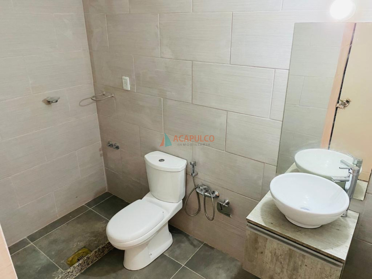 Apartamento ID.5620 - Alquiler apartamento 1 dormitorio en Pocitos, orientación Norte 