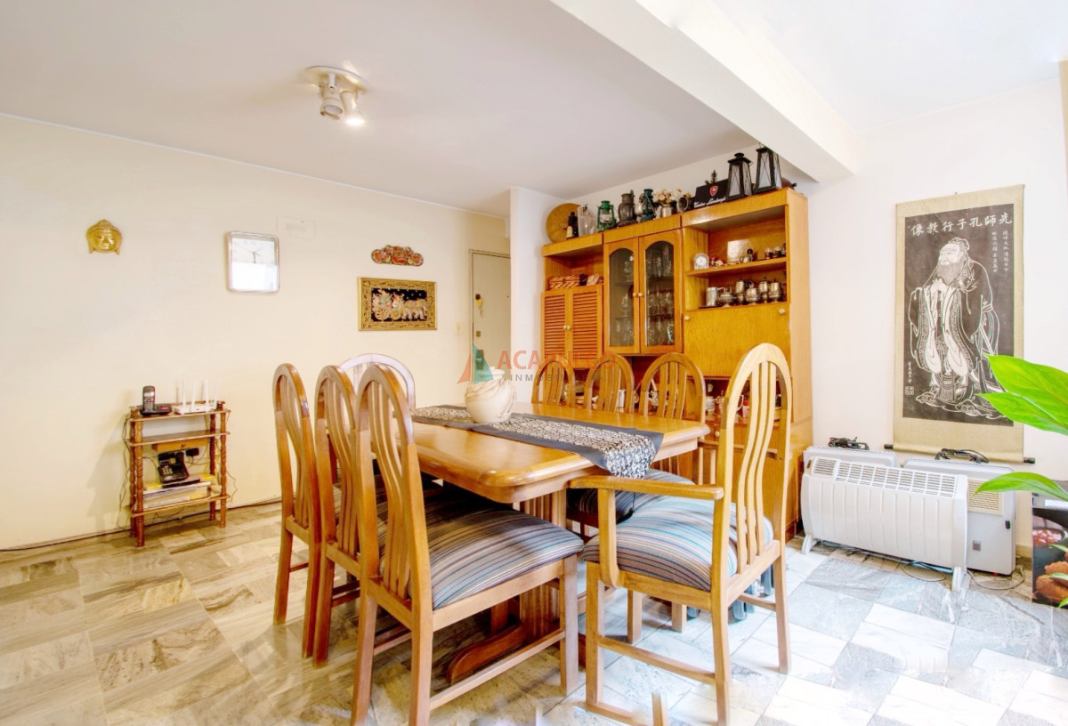 Apartamento Ref.6088/Venta-apartamento-3-dormitorios-servicio-garaje-en-Pocitos - Venta apartamento 3 dormitorios servicio garaje en Pocitos