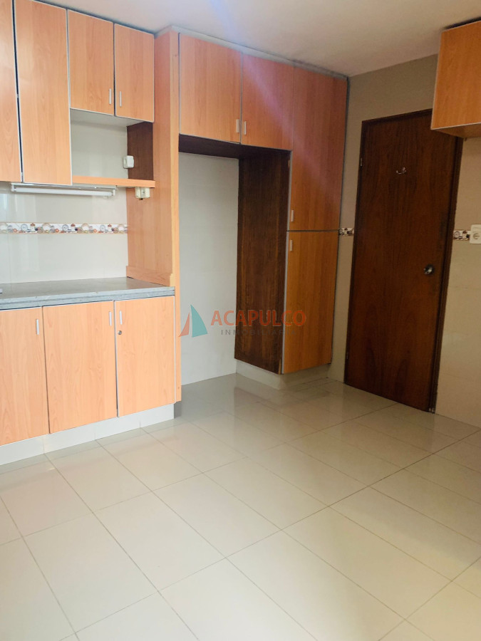 Apartamento Ref.4607/Venta-de-apartamento-3-dormitorios,-2-baños,-toilette,-garaje-y-todos-los-amenities - Venta de apartamento 3 dormitorios, 2 baños, toilette, garaje y todos los amenities