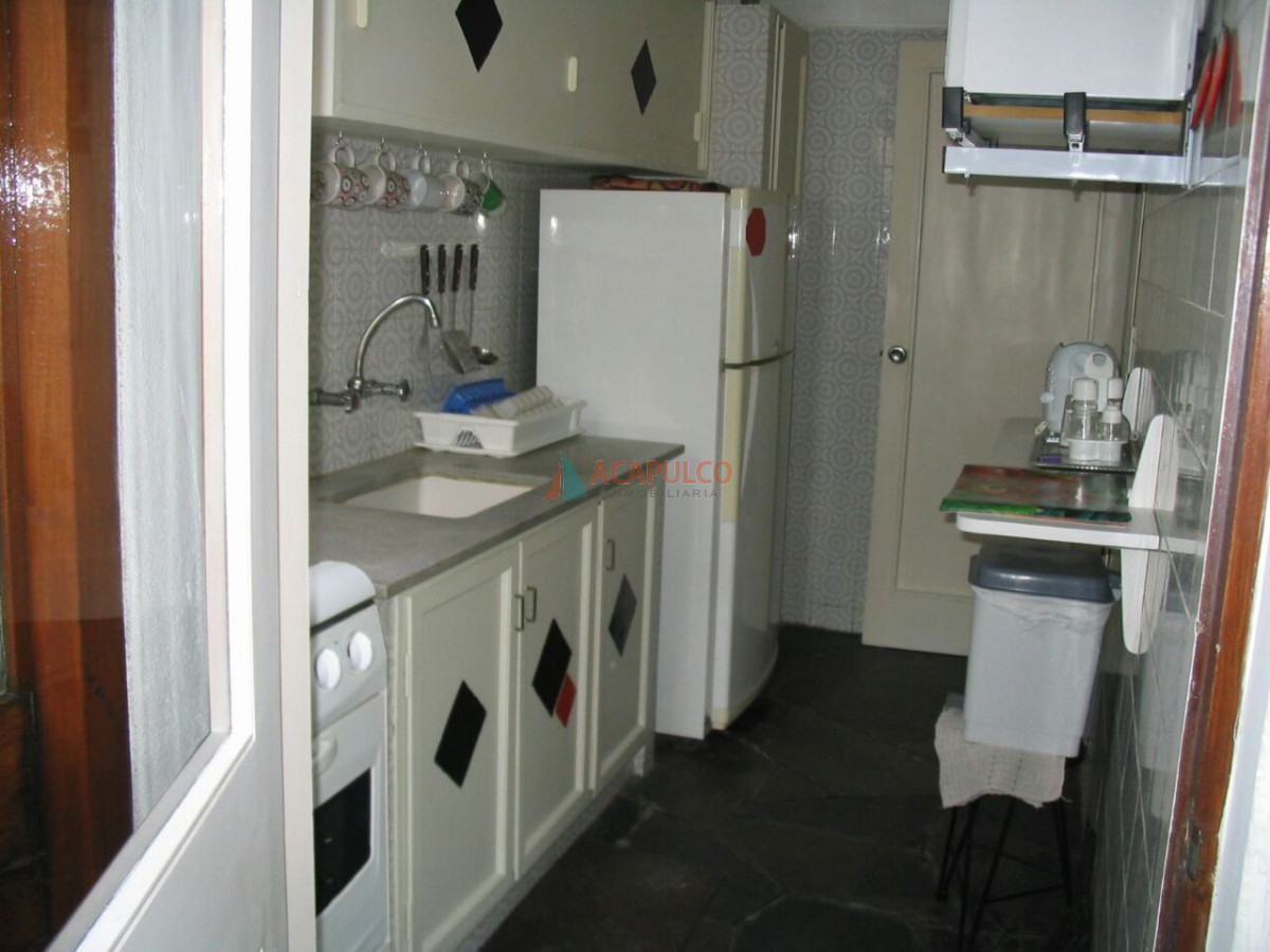 Apartamento Ref.3429/ROSSEVELT-APTO-TIPO-DUPLEX-PB-CON-PARRILLERO-PROPIO- - ROSSEVELT APTO TIPO DUPLEX PB CON PARRILLERO PROPIO 